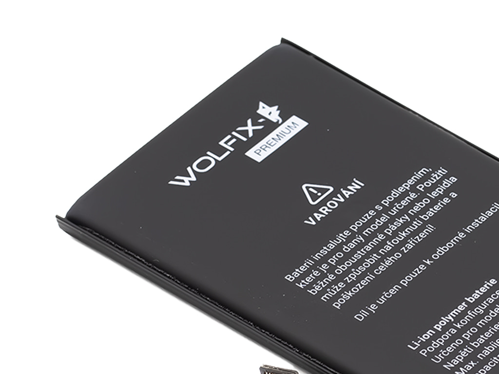Proces výměny baterie u iPhonu 13 v servisu Praha 5